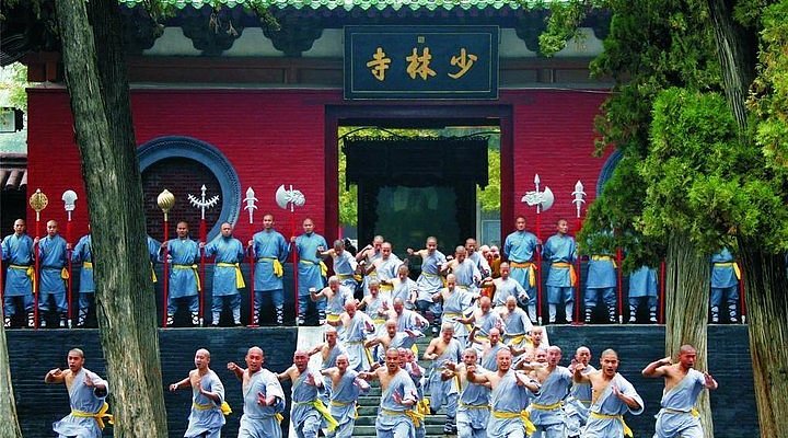 A scenic view of Zhengzhou Zhenghangucheng