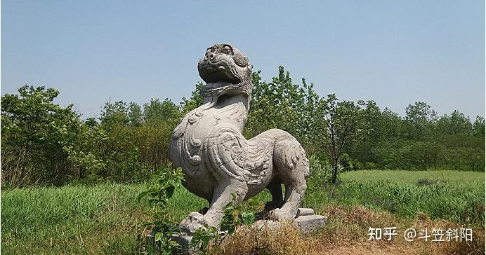 A scenic view of Zhenjiang Danyang Nanchao Lingmu Shike