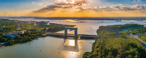 A scenic view of Zhenjiang Dayunhe Subitems
