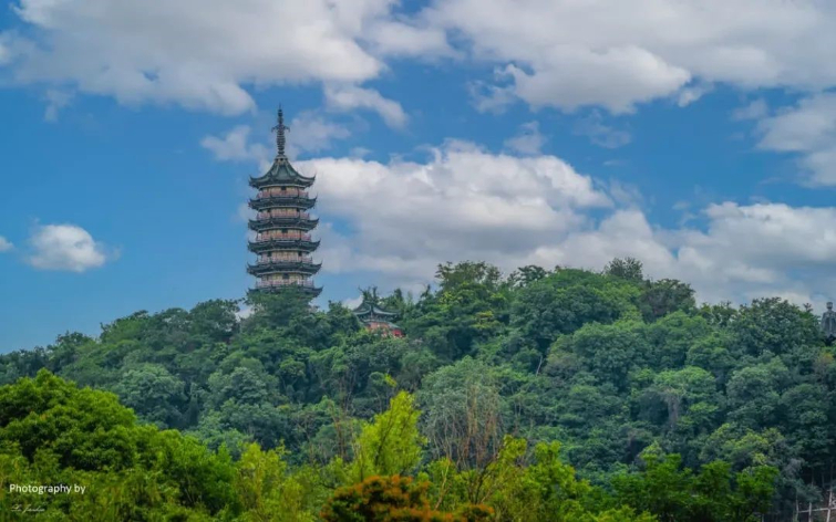 A scenic view of Zhenjiang Ganlusi Tieta