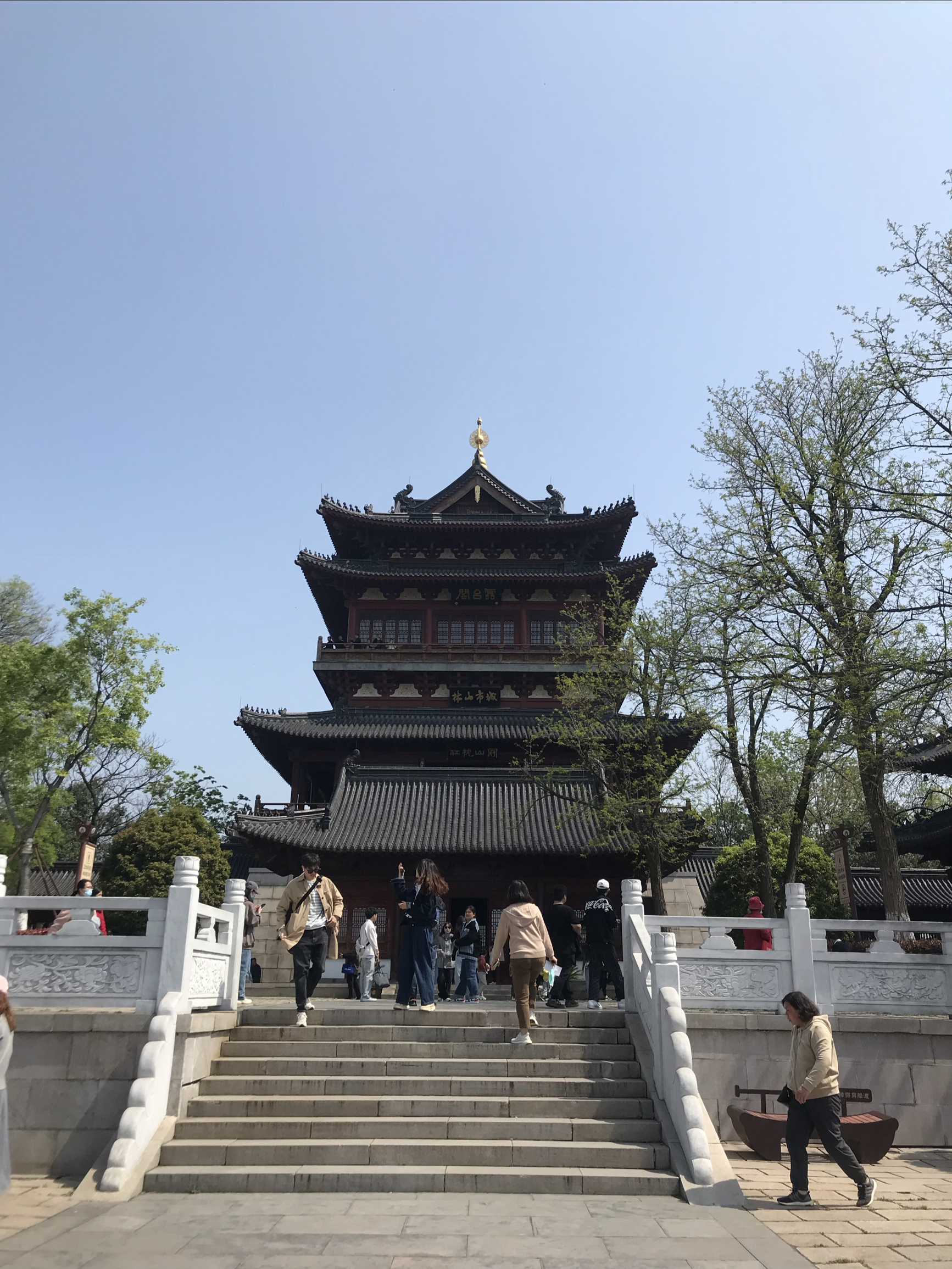 A scenic view of Zhenjiang Tiewengcheng Yizhi