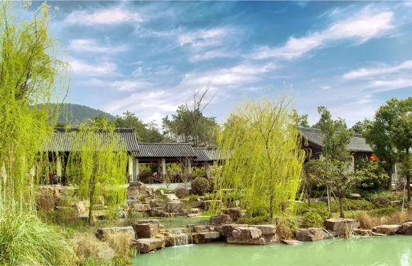 A scenic view of Zhenjiang Tiewengcheng Yizhi