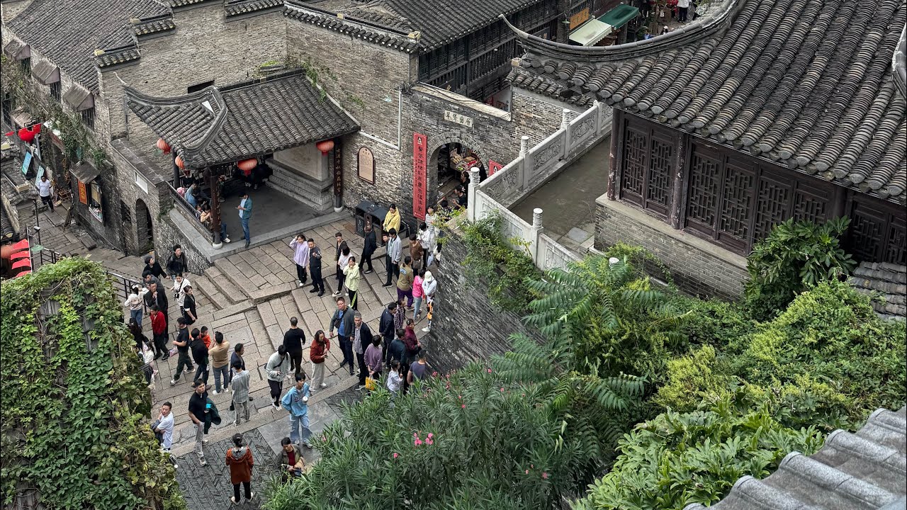 A scenic view of Zhenjiang Yingguo Lingshiguan Jiuzhi