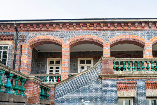 A scenic view of Zhenjiang Yingguo Lingshiguan Jiuzhi