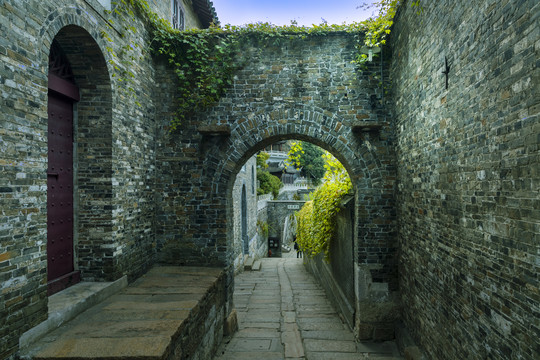A scenic view of Zhenjiang Zhaoguan Shita