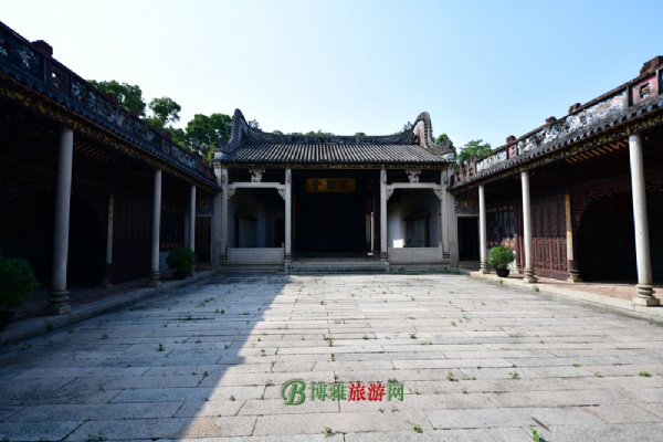 A scenic view of Zhongshan Chadong Chenshi Zongciqun