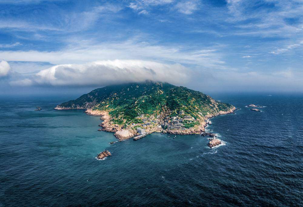 A scenic view of Zhoushan Putuoshan Puji Si