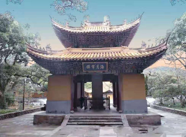 A scenic view of Zhoushan Putuoshan Puji Si