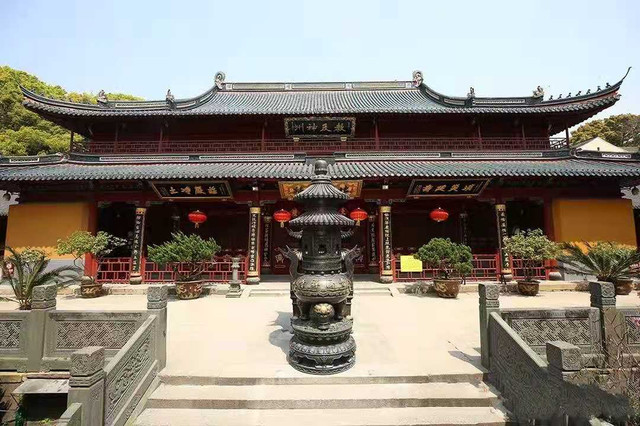 A scenic view of Zhoushan Putuoshan Puji Si
