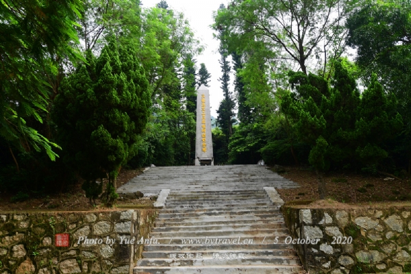 A scenic view of Zhuhai Sanzaodao Qinhua Rijun Zuixing Yiji