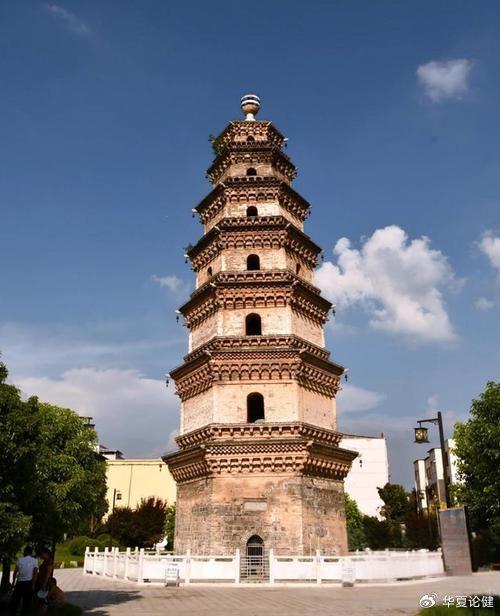 A scenic view of Zhumadian Baoyansita
