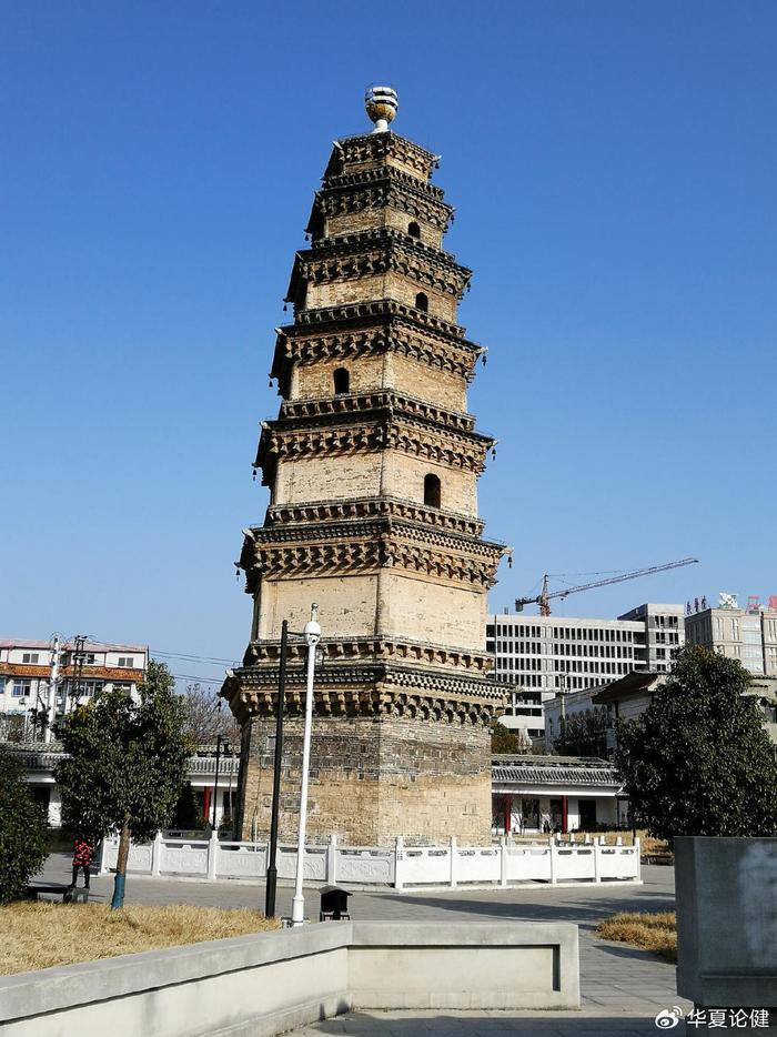 A scenic view of Zhumadian Baoyansita