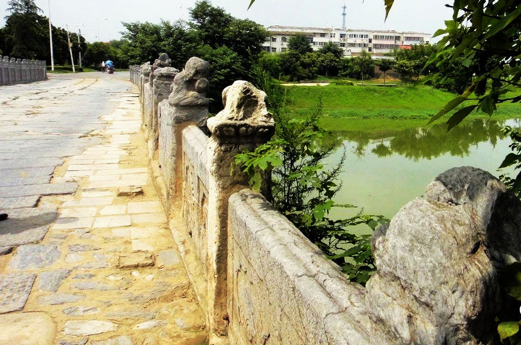 A scenic view of Zhumadian Runingshiqiao