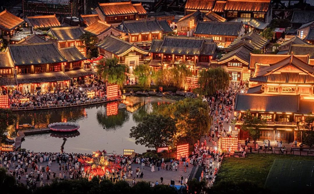 A scenic view of Zhumadian Shenguogucheng