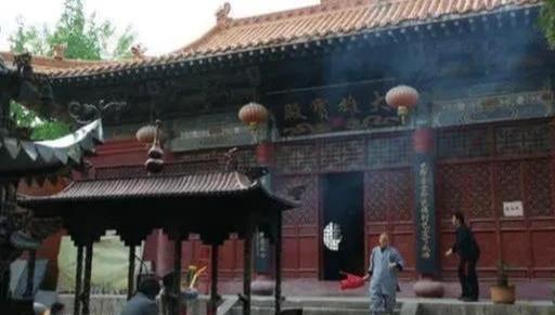 A scenic view of Zhumadian Xiugongjieshiheshangta