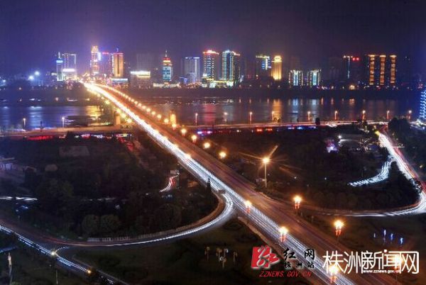 A scenic view of Zhuzhou Lujiang Qiao