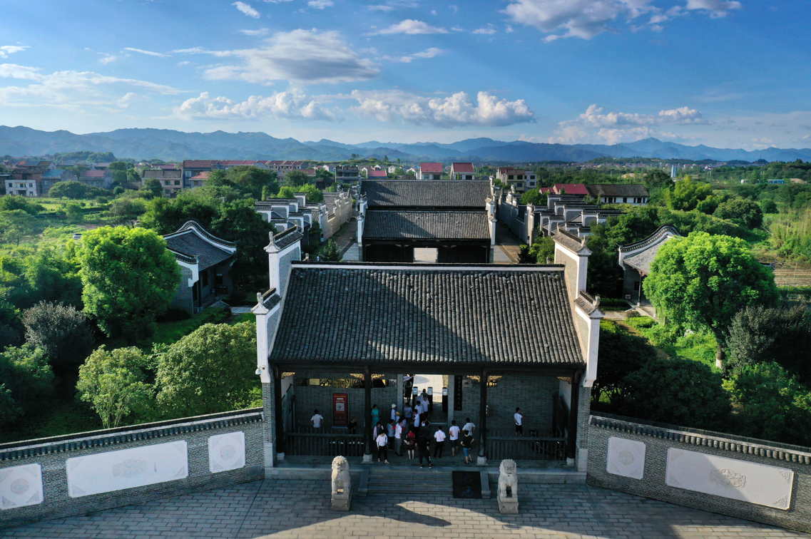 A scenic view of Zhuzhou Maozedong Shuikou Liandui Jiandang Jiuzhi