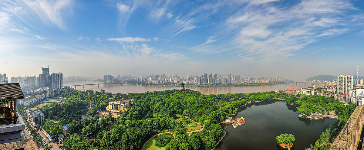 A scenic view of Zhuzhou Wangling Muqun