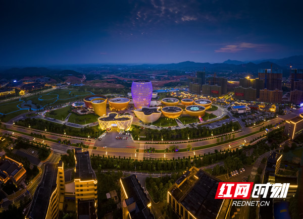 A scenic view of Zhuzhou Xianggan Geming Genjudi Jiuzhi