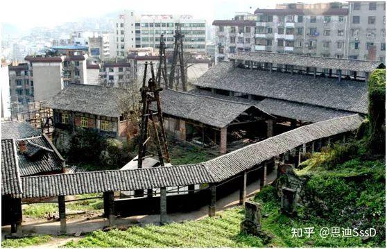 A scenic view of Zigong Jichengjing Yanzuofang Yizhi