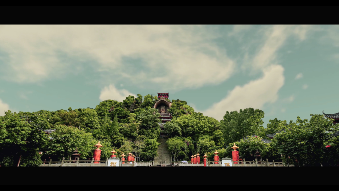 A scenic view of Zigong Rongxian Dafoshiku