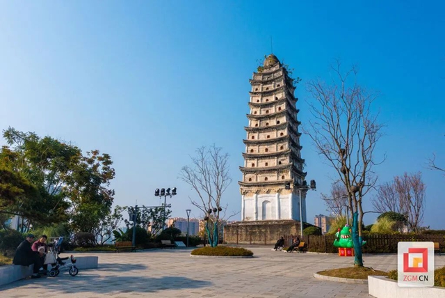 A scenic view of Zigong Rongxian Zhennanta