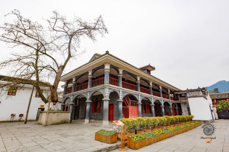 Exploring Zunyi Huiyi Huizhi: Your Ultimate Guide to the Birthplace of the Chinese Revolution