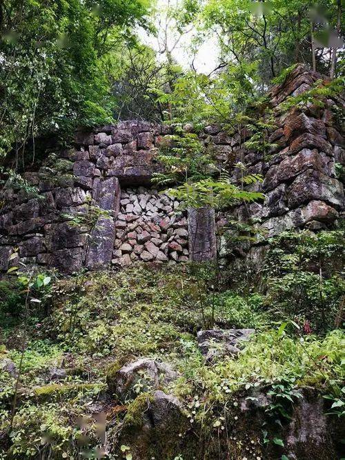 A scenic view of Zunyi Manaoshan Yingpan Yizhi